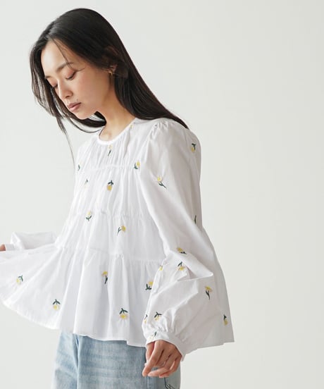 刺繍ティアードブラウス