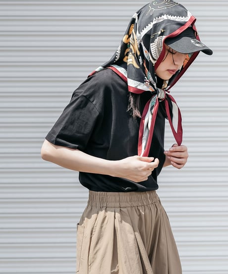 レトロ柄トライアングルストール