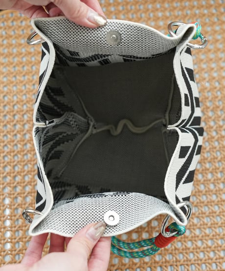 カラフルロープニットバッグ