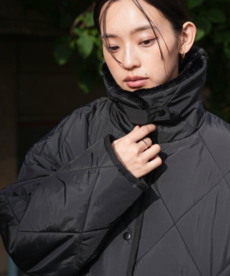 中綿ダイヤキルトファー付き2WAYカラーロングコート
