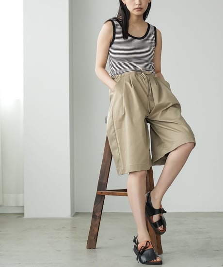 ウェストタックツイルショートパンツ