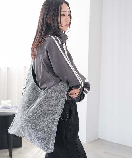 メタリックショルダーバッグ