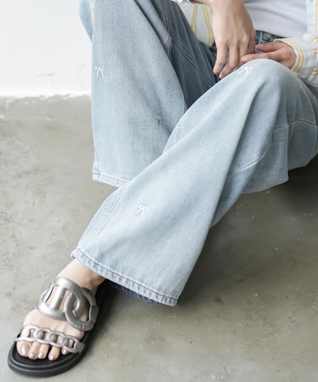 リボン刺繍デニムパンツ