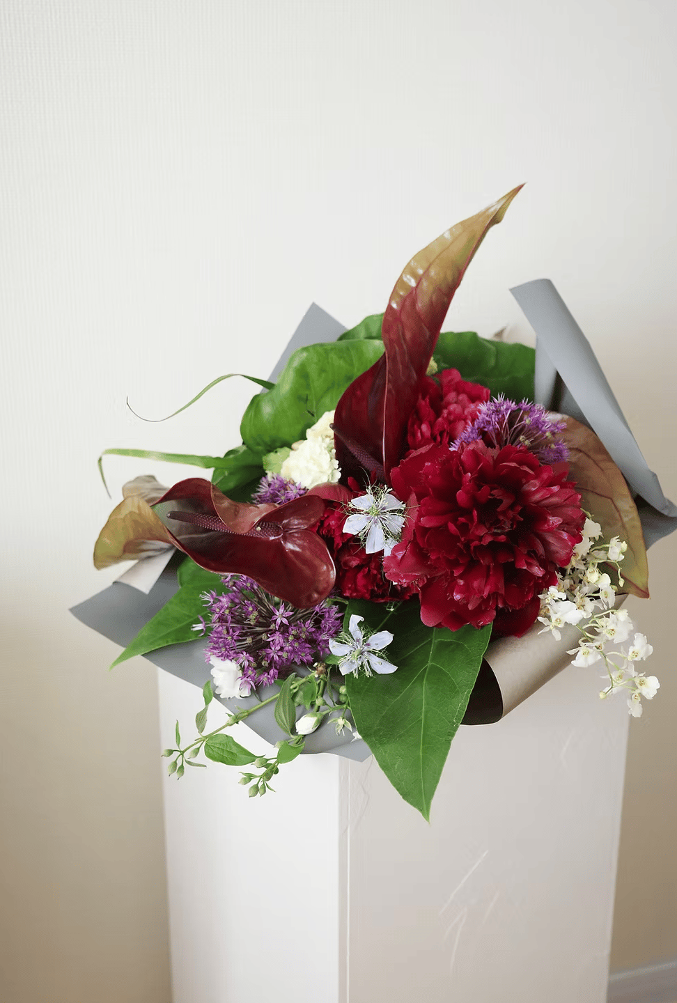 FLORISTおまかせ】季節の花束 XXL | FLORIST JP