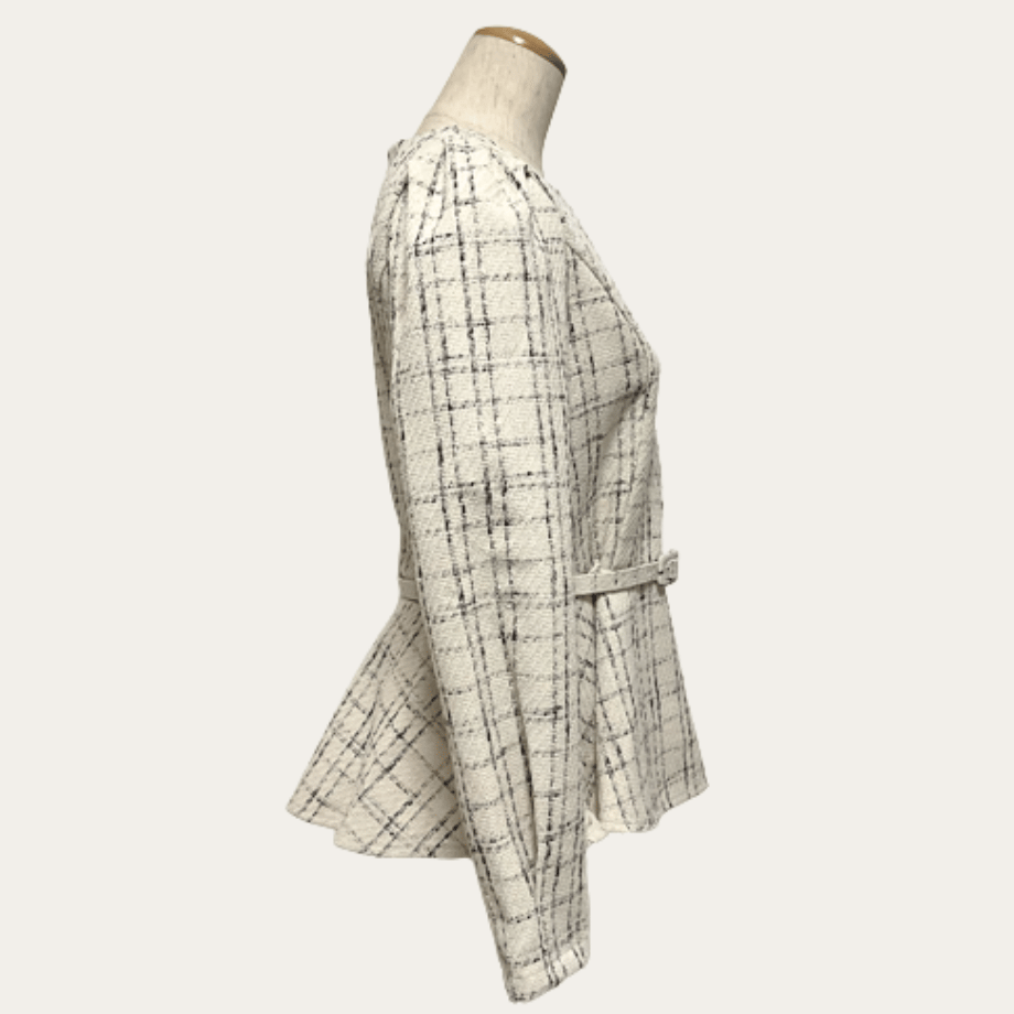 69d48e7ddfdb4717e4c69df6