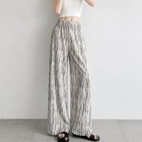 モノクロプリーツワイドパンツ