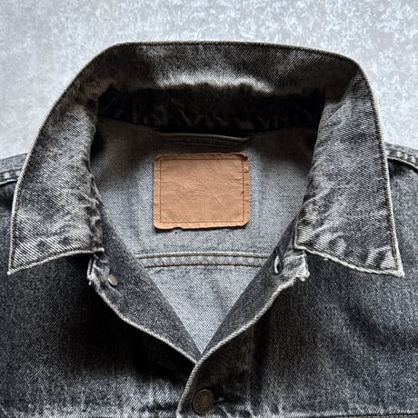 80's "Levi's" 70503-02 58 Black Denim Jacket (L)