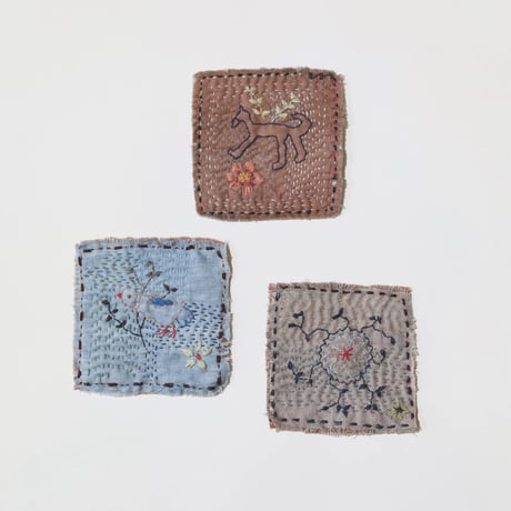 【kan.】草木染め刺繍布もの