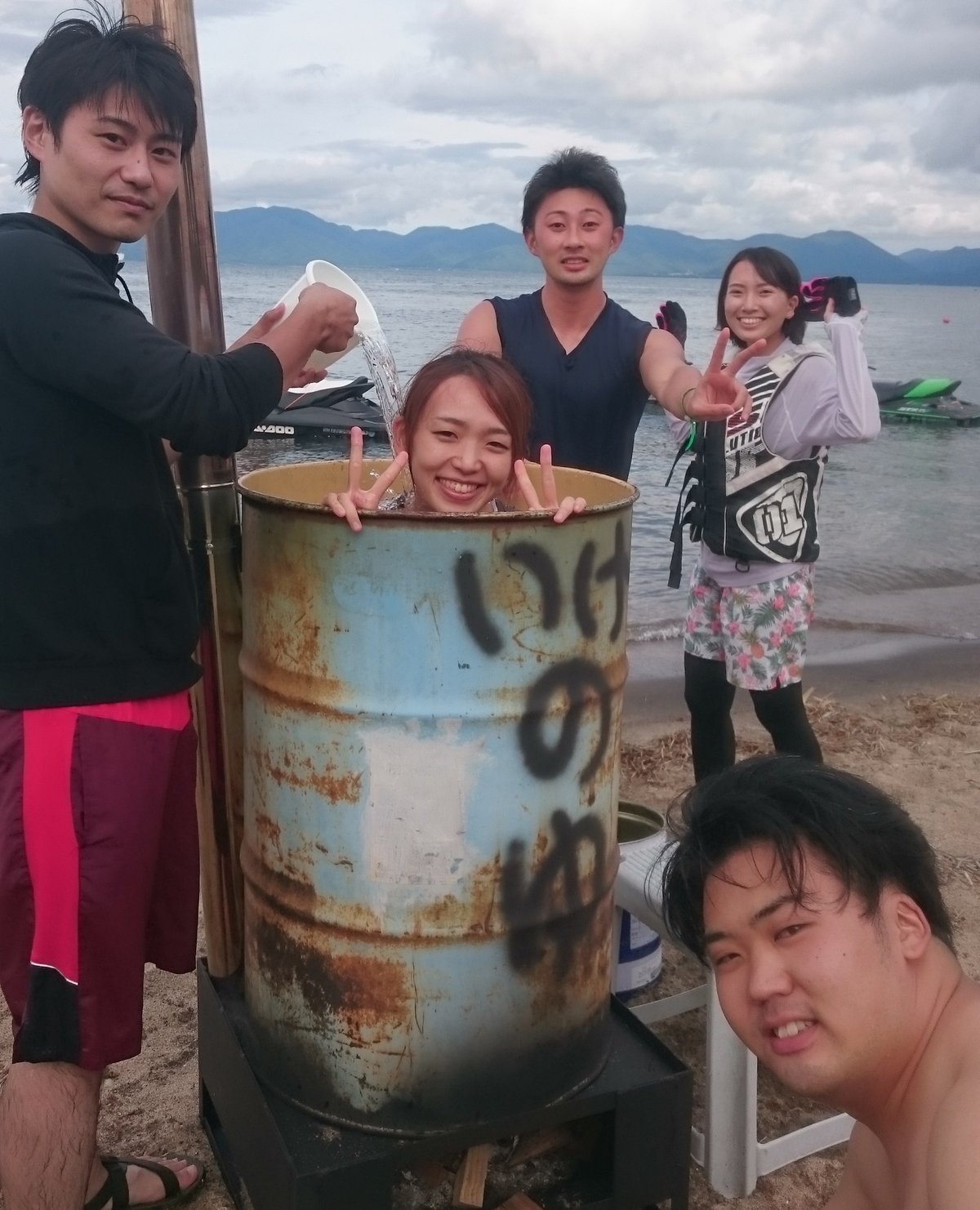 27日頃には取り消します。ステンレス　ドラム缶　縦約900 幅約600 タンク　風呂釜　キャンプ　200L 風呂釜　タンク　風呂 ドラム缶風呂用釜 ※受注生産品 納期約2カ月 | イケムツネット商店
