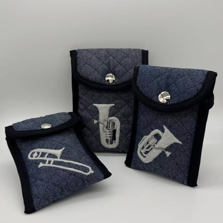 Atelier youmou フェルト刺繍入りマウスピースポーチ　デニム
