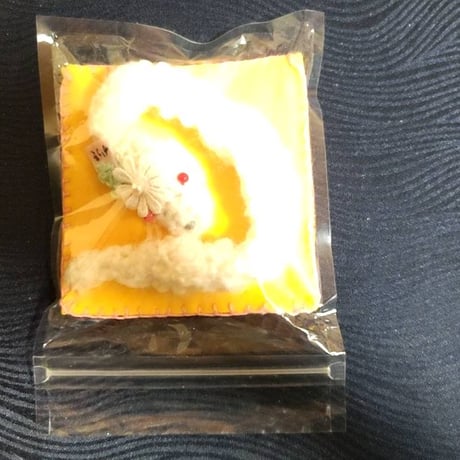 【手作りキット版】あみぐるみ毛糸つきキット☆彡金運招来だいこくまる