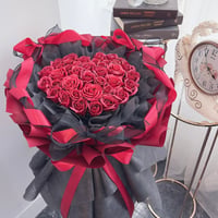 Red × Black❤️🖤ハートドレスブーケ˚✧₊⁎ Medium