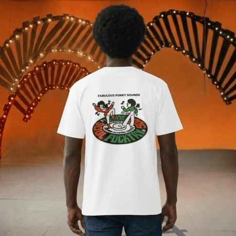 SOULFUCKTRY Tシャツ モノクロ バックプリント 胸元ロゴ 半袖 白 メンズ レディース ストリート