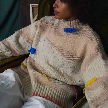 H01  Crewneck intarsia knitwear