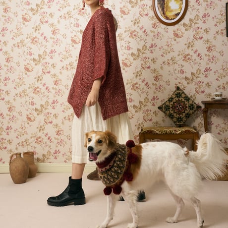 516 Yoke-pattern pet neck warmer with  pompom