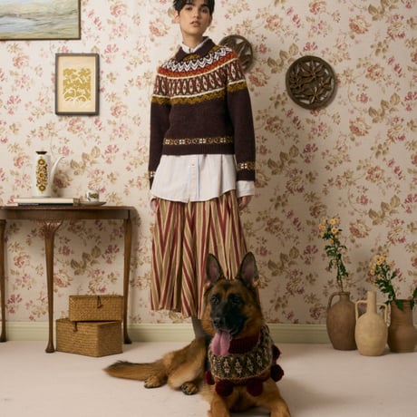 516 Yoke-pattern pet neck warmer with  pompom