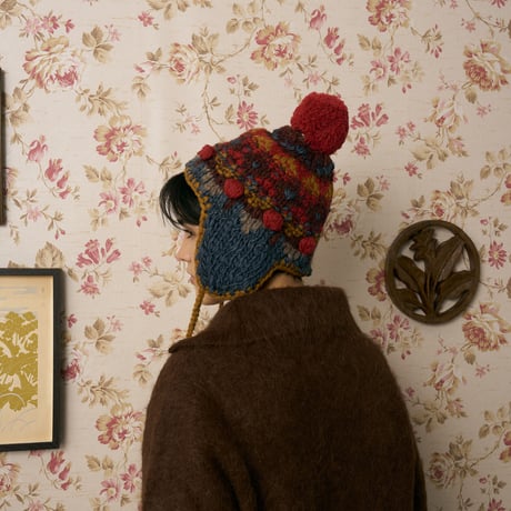 521 Knit hat with pompom