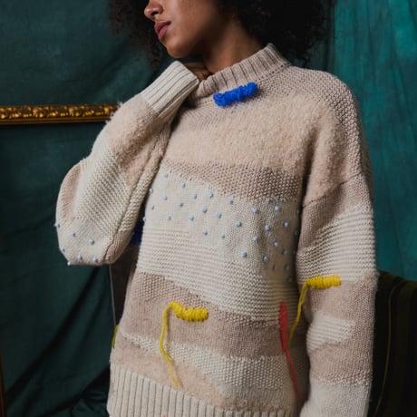 H01  Crewneck intarsia knitwear