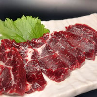ナガス鯨　熟成赤身約５０ｇ（クール便）
