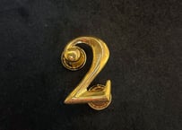 【PARASITE/パラサイト】　NUMBER 2 CHARM -HIGH PINS BRASS-