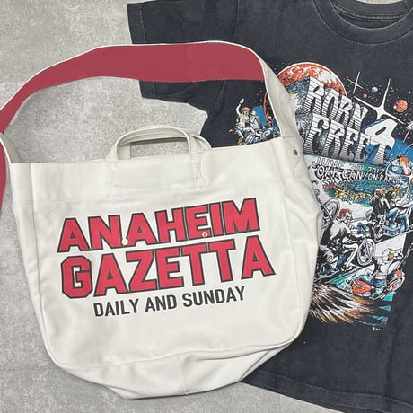 ニュースペーパーバッグ | STORES