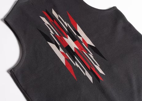 【WESTRIDE/ウエストライド】　26SS NGT NATIVE VEST　CHARCOAL