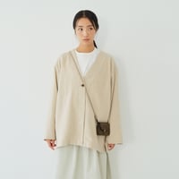 Vネックウールジャケット