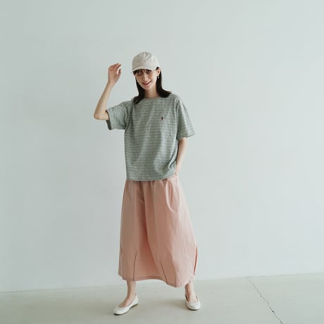 ポイント刺繍入りストライプTシャツ