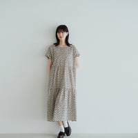 ミラクルウェーブ生地 ティアードワンピース