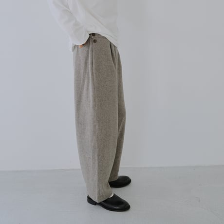 ヘリンボーン サイドボタン ウールツイードパンツ