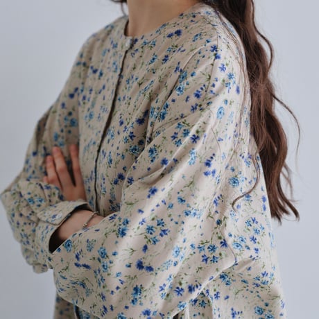 コットン小花柄シャツ
