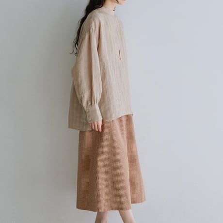 リネンストライプ刺繍カットワークシャツ
