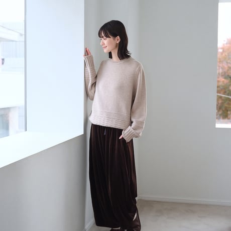 裾フラワー柄 プルオーバーニット