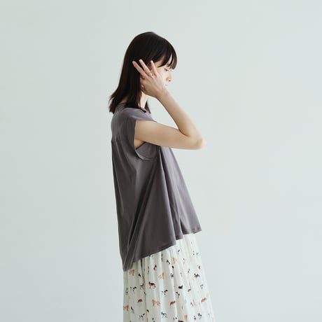 フレンチスリーブTシャツ