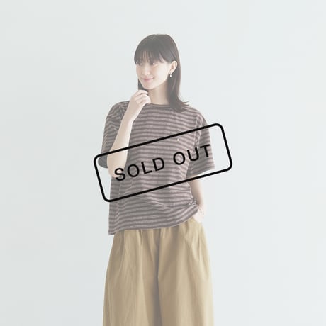 ポイント刺繍入りストライプTシャツ