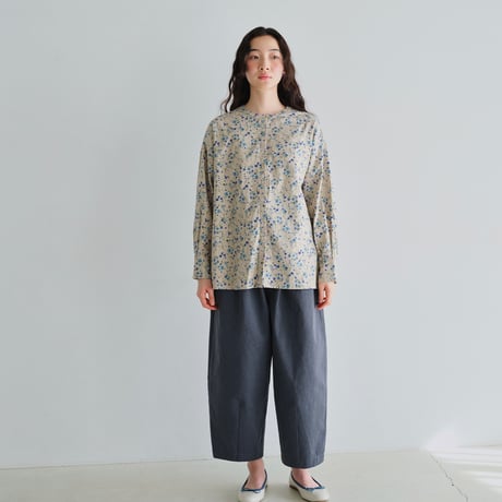 コットン小花柄シャツ