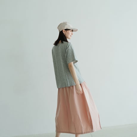 ポイント刺繍入りストライプTシャツ