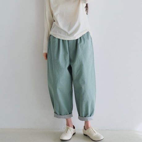 ロールアップチェック バルーンパンツ