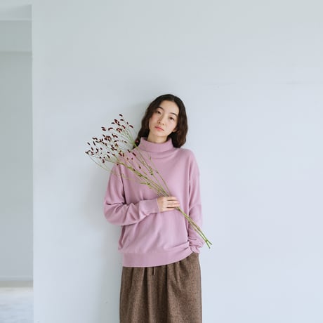カシミヤ タートルネックニットプルオーバー