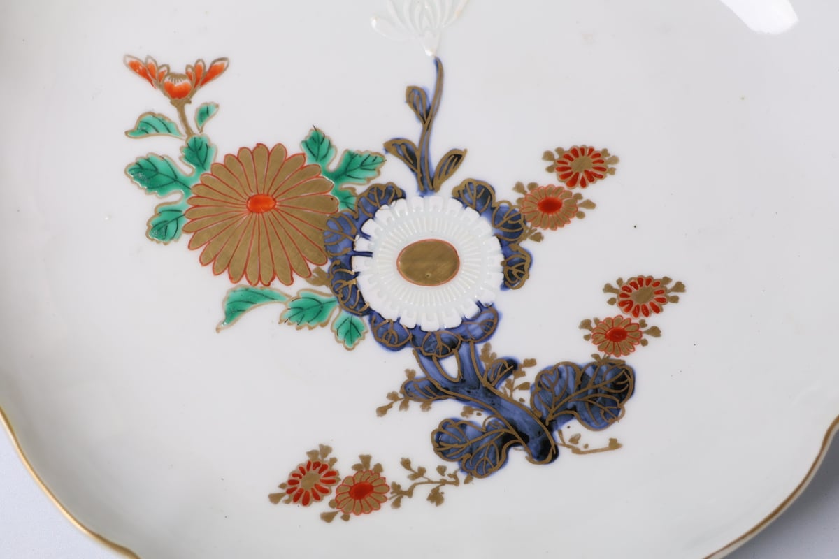 ♦骨董♦7寸皿2枚セット♦色絵♦ 169 色絵 伊万里焼 菊 蝶 七寸皿 | あさい骨董店