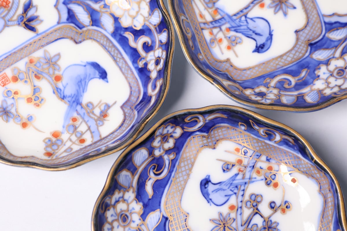 古伊万里　色絵　豆皿 古伊万里 色絵 巻物に花図 変形豆皿 珍品