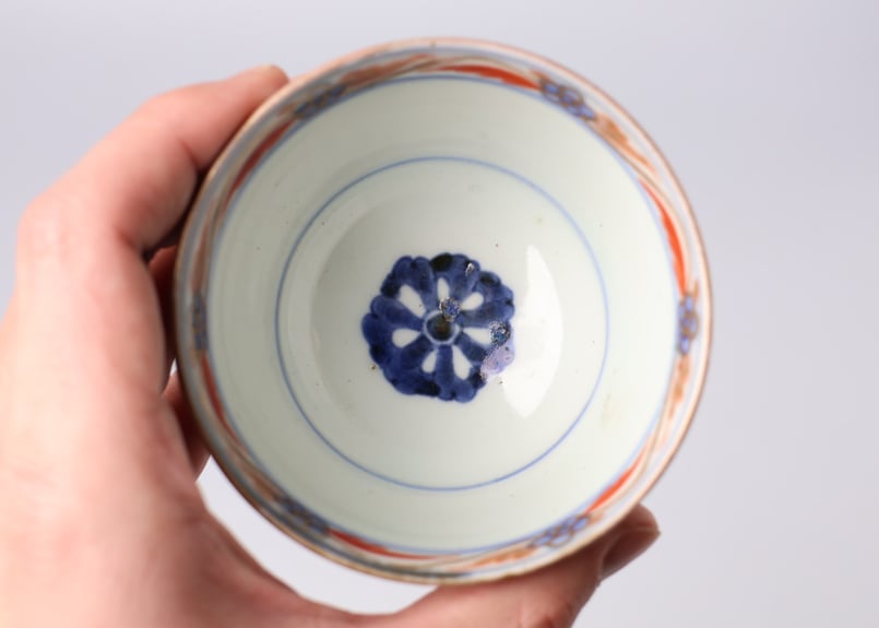 191 錦手 古伊万里 花 中猪口 | あさい骨董店