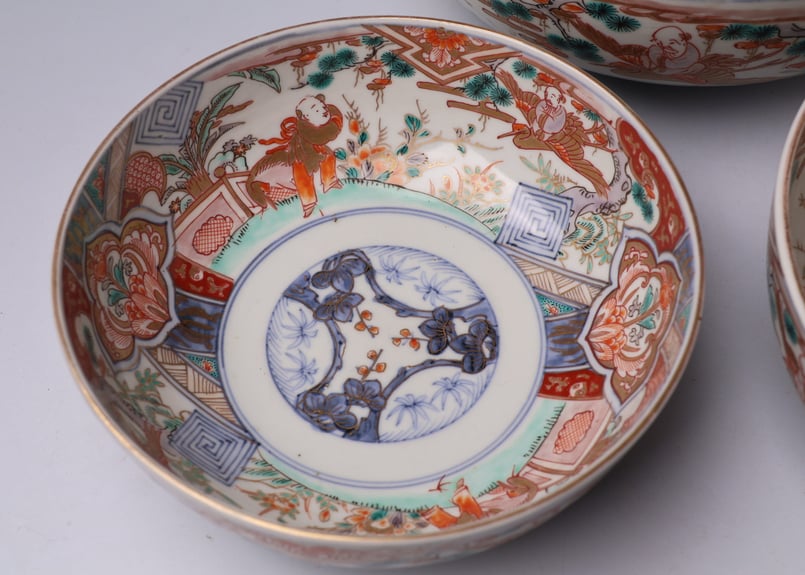 053 錦手 伊万里焼 鶴仙人 唐子 三つ鉢 | あさい骨董店