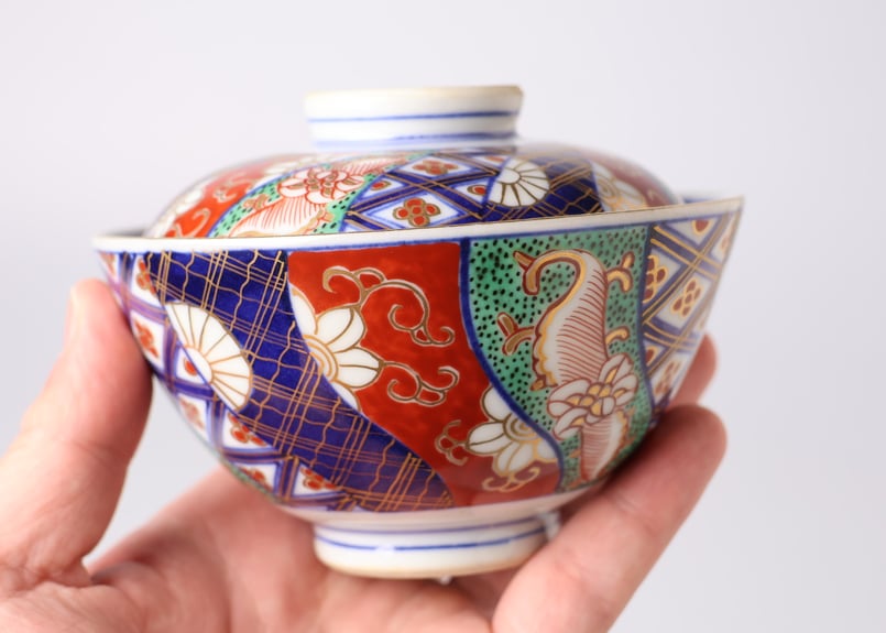 古伊万里　煎茶碗　錦手 244 錦手 大聖寺伊万里 捻り紋 菊 通り物 蓋茶碗 | あさい骨董店