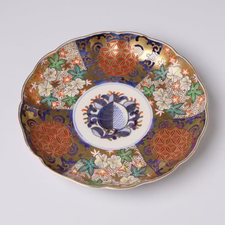 古伊万里、古九谷焼き赤絵壺只今年末年始大売り出しです❣️ 古伊万里