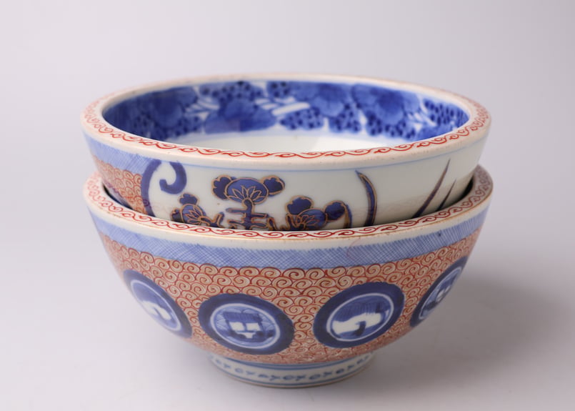中国美術　伊万里焼の陶器／銘あり伊万里 明治　古玩 年代品　骨董　稀少 015 色絵 伊万里焼 丸紋 舟 中鉢 | あさい骨董店