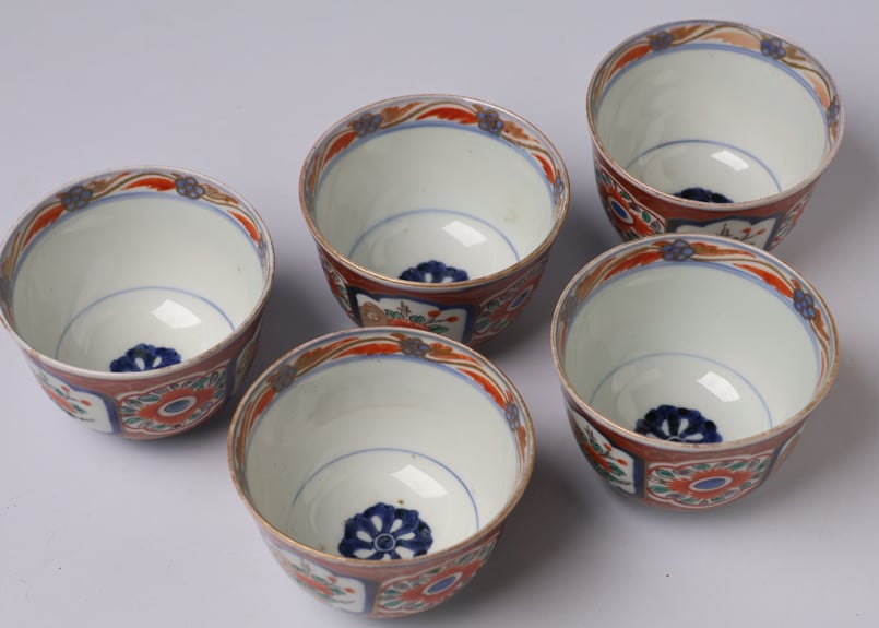 191 錦手 古伊万里 花 中猪口 | あさい骨董店