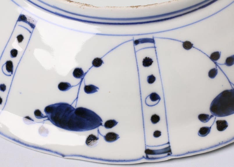 182 染付 古伊万里 花 蓑 八寸鉢 | あさい骨董店