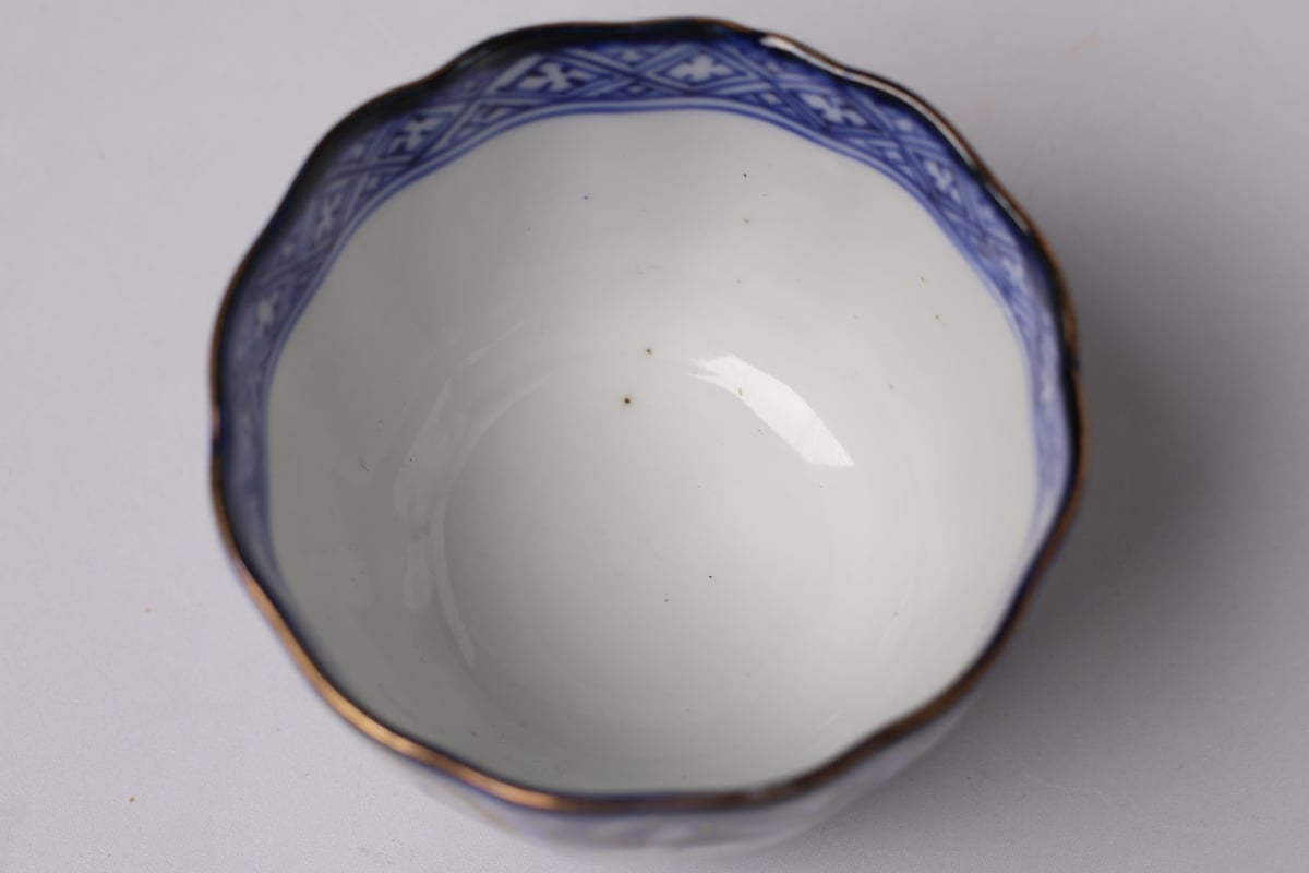 176 色絵 伊万里焼 花 鳥 通り物 中猪口 | あさい骨董店