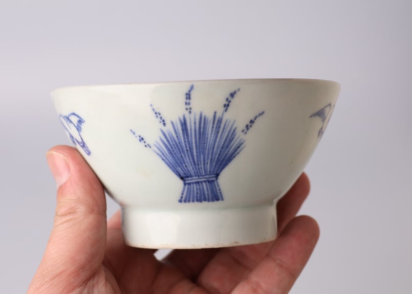 133 染付 古伊万里 稲束 雀 蓋茶碗 | あさい骨董店